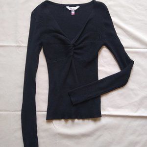 No Boundries Center Tucks / Criss-Criss design Black Top: Stretchy